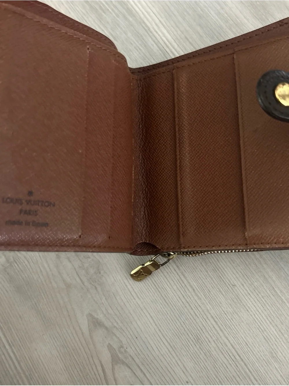 Louis Vuitton Classic Compact Zippe Wallet